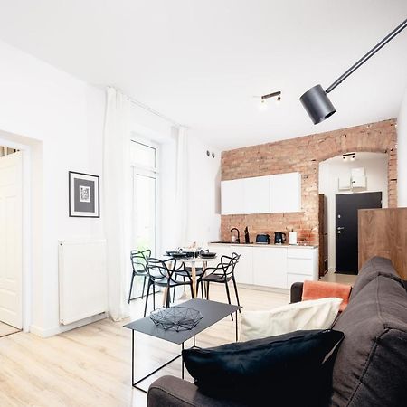 Apartamenty Pamiatkowa 11, 2 Rooms, Self Check In 24H Poznan Dış mekan fotoğraf