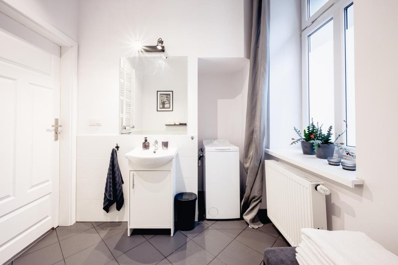 Apartamenty Pamiatkowa 11, 2 Rooms, Self Check In 24H Poznan Dış mekan fotoğraf